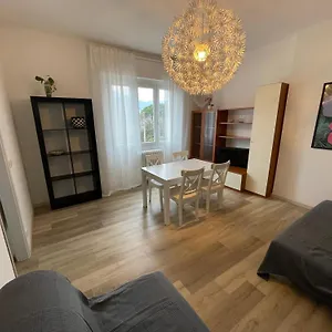 Hébergement de vacances Casa Maggiana, Mandello del Lario