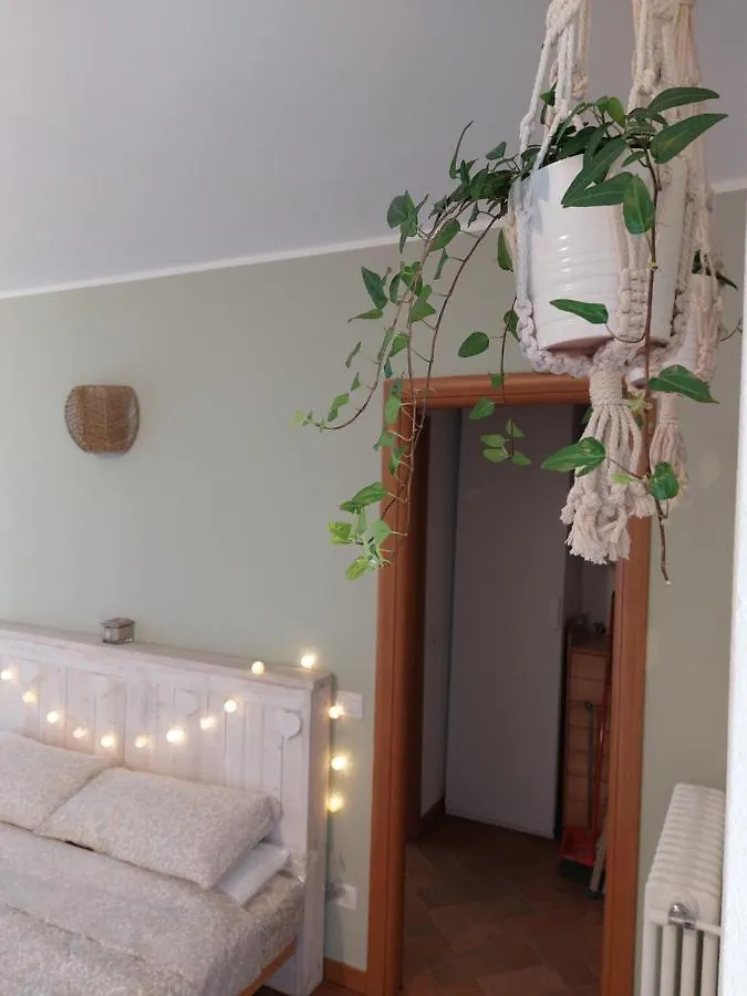 Apartment Casa Vacanza Nonno Gigi Mandello del Lario